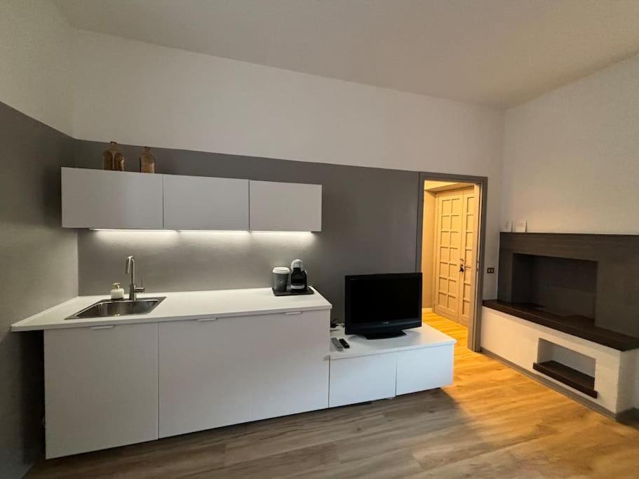 Apartamento La Terrazza In Centro Treviglio Exterior foto