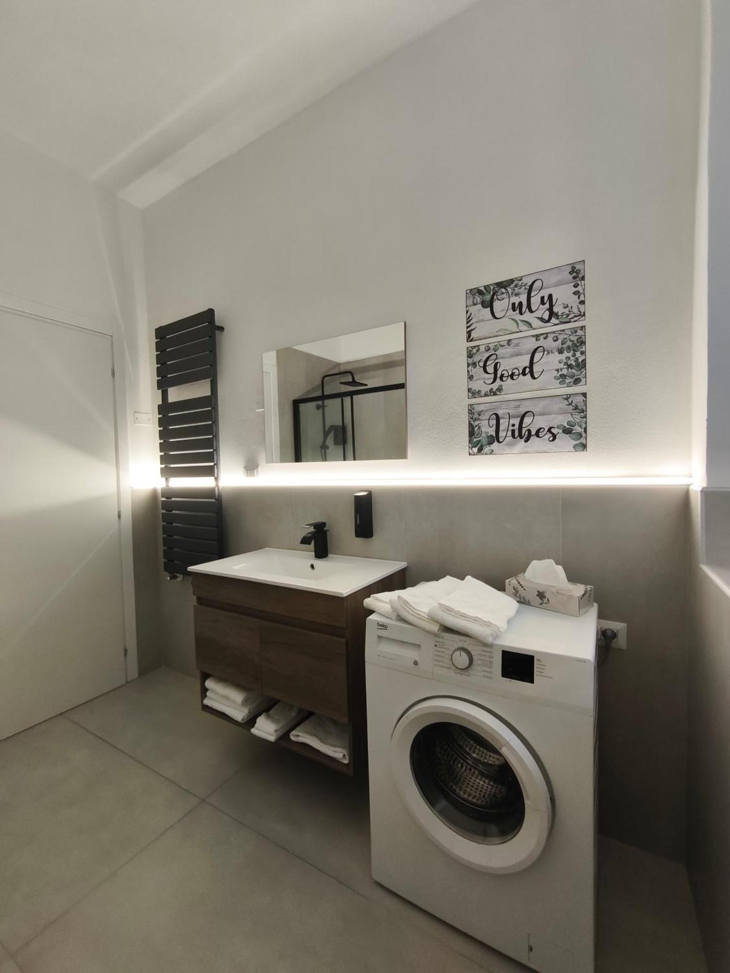 Apartamento La Terrazza In Centro Treviglio Habitación foto