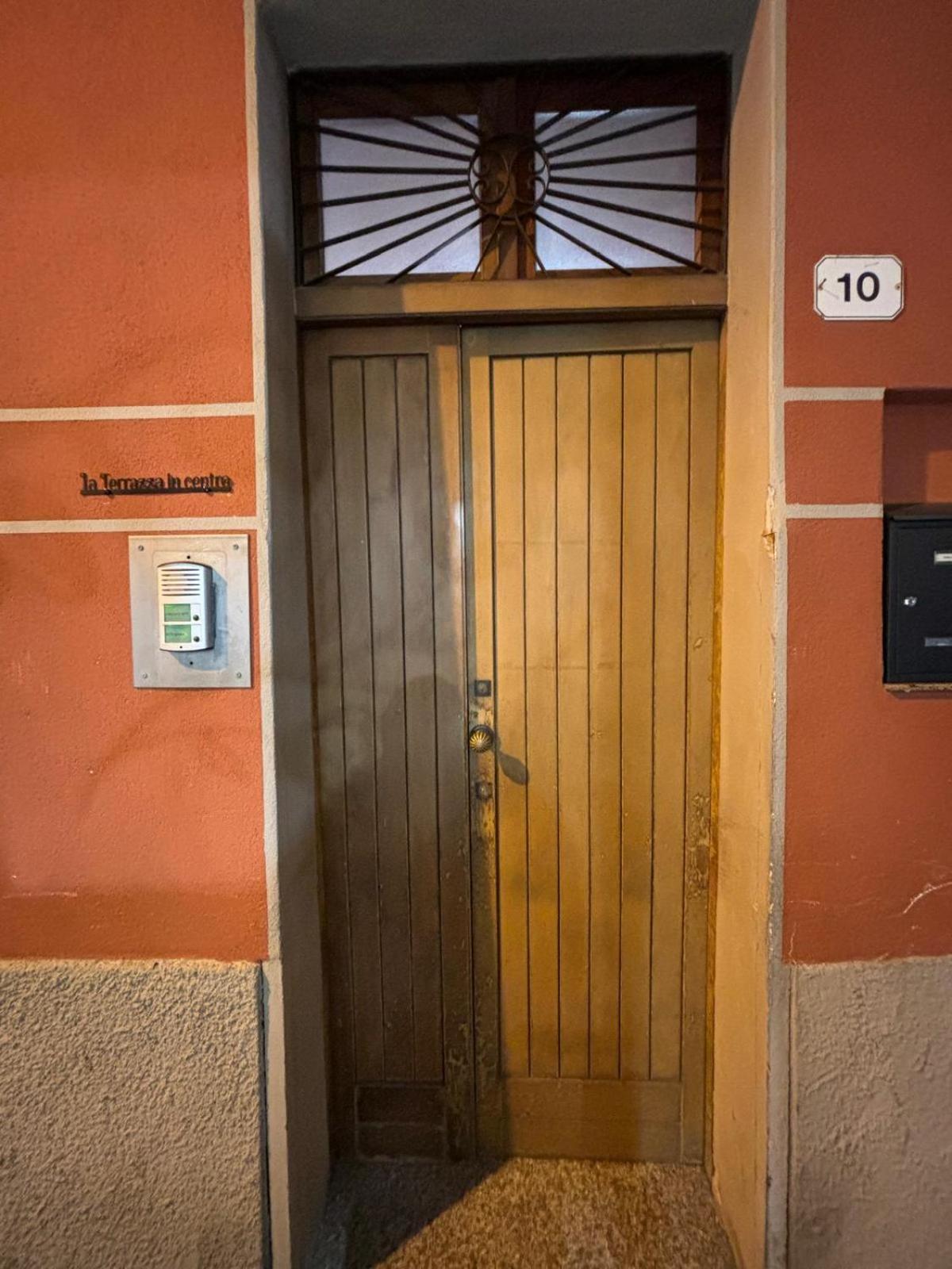 Apartamento La Terrazza In Centro Treviglio Exterior foto